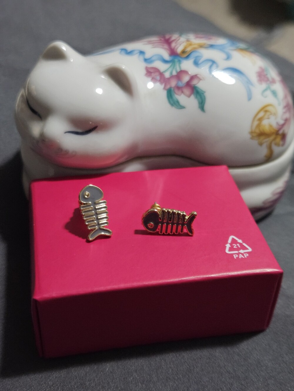 Gold Tone Fish Bone Stud Earrings